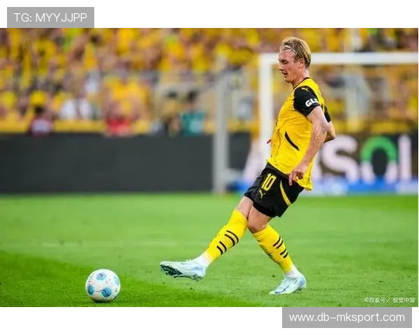 多特施洛特贝克后场长传，穿透整条后防：一个突破性的战术转折点