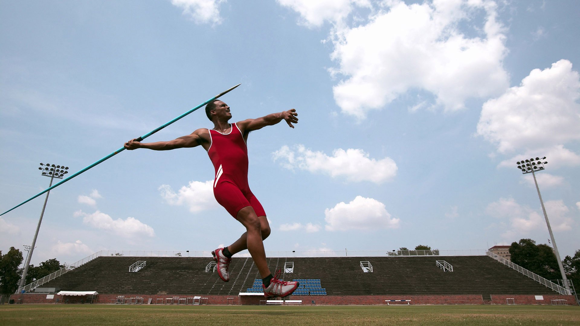MK体育互动-国足球员训练热情高涨,国足培养